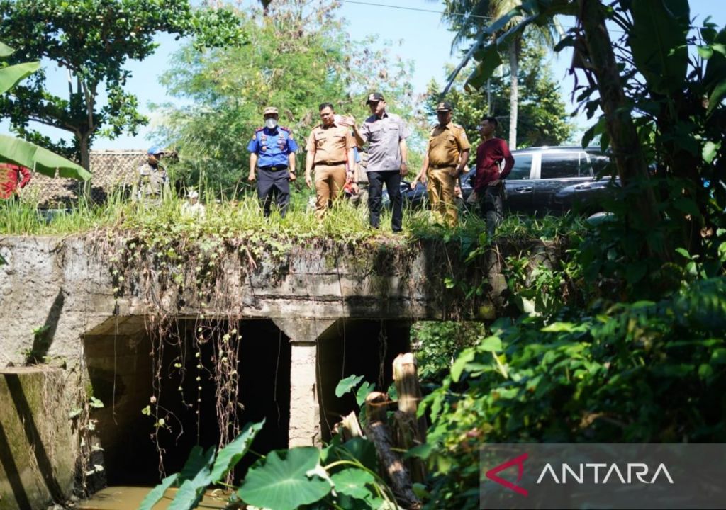 Atasi Banjir di Kampung Sawah, Pemkab OKU Timur Bakal Turunkan Alat Berat - GenPI.co SUMSEL