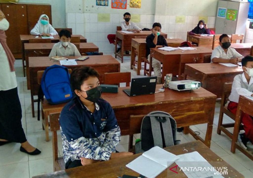Waduh! Sekolah Milik Muhammadiyah di Mandailing Natal Dirusak OTK - GenPI.co SUMUT