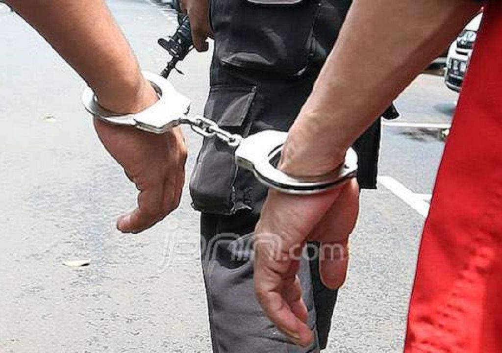 Prabowo dan Kekasih Sedang Duduk Ditangkap Polisi, Kasus? - GenPI.co SUMUT