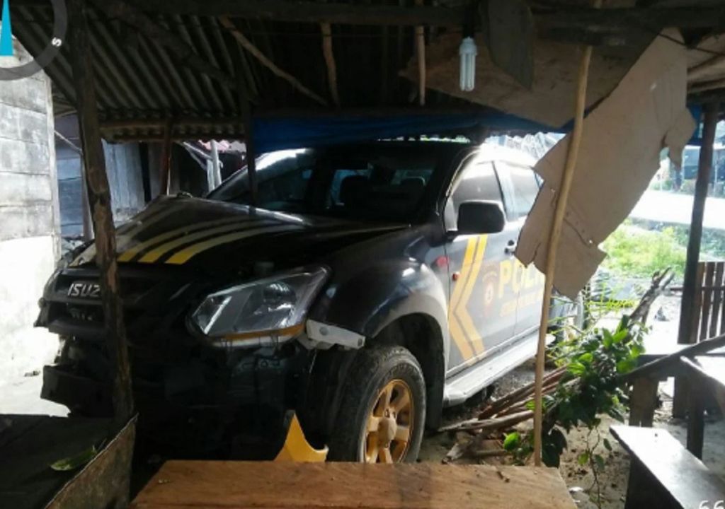 Mobil Patroli Polisi Sibolga Tabrak Pejalan Kaki, Korban Tewas - GenPI.co SUMUT
