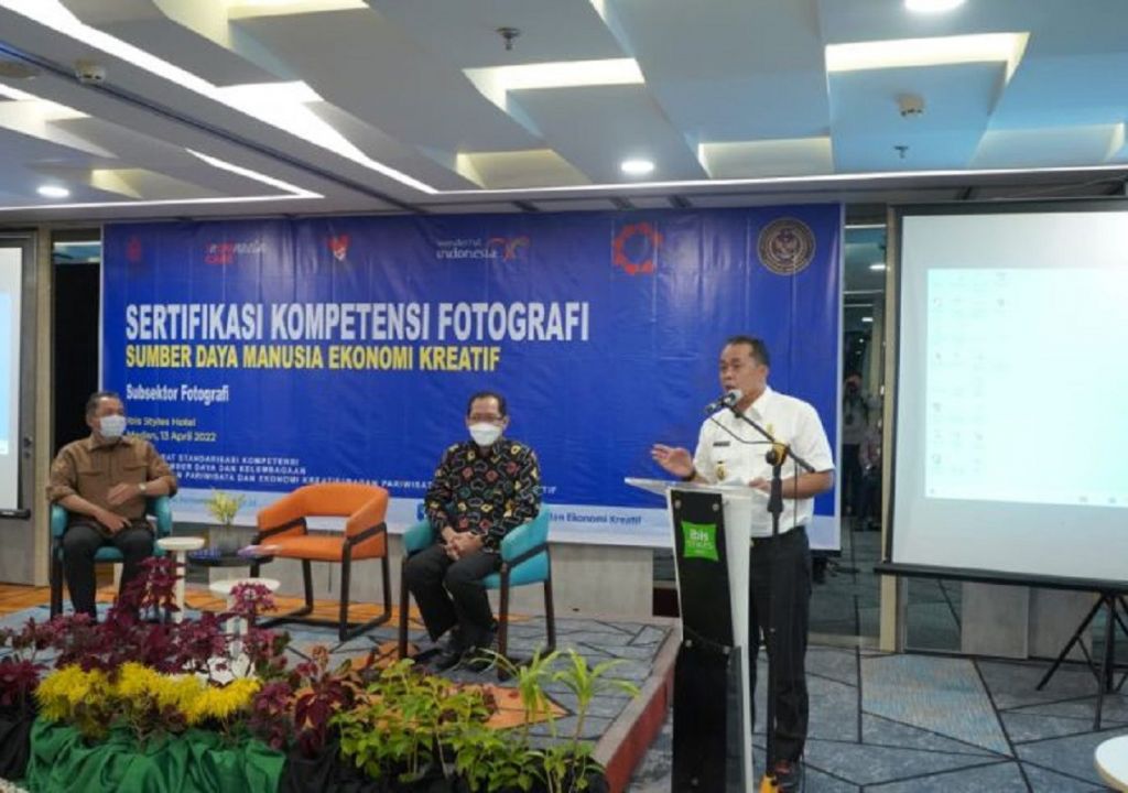 Lima Puluh Fotografer di Sumut Ikuti Sertifikasi - GenPI.co SUMUT