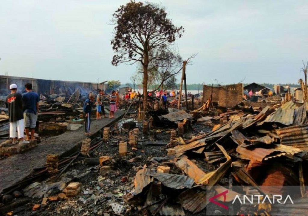 Puluhan Rumah Nelayan di Asahan Ludes Terbakar - GenPI.co SUMUT