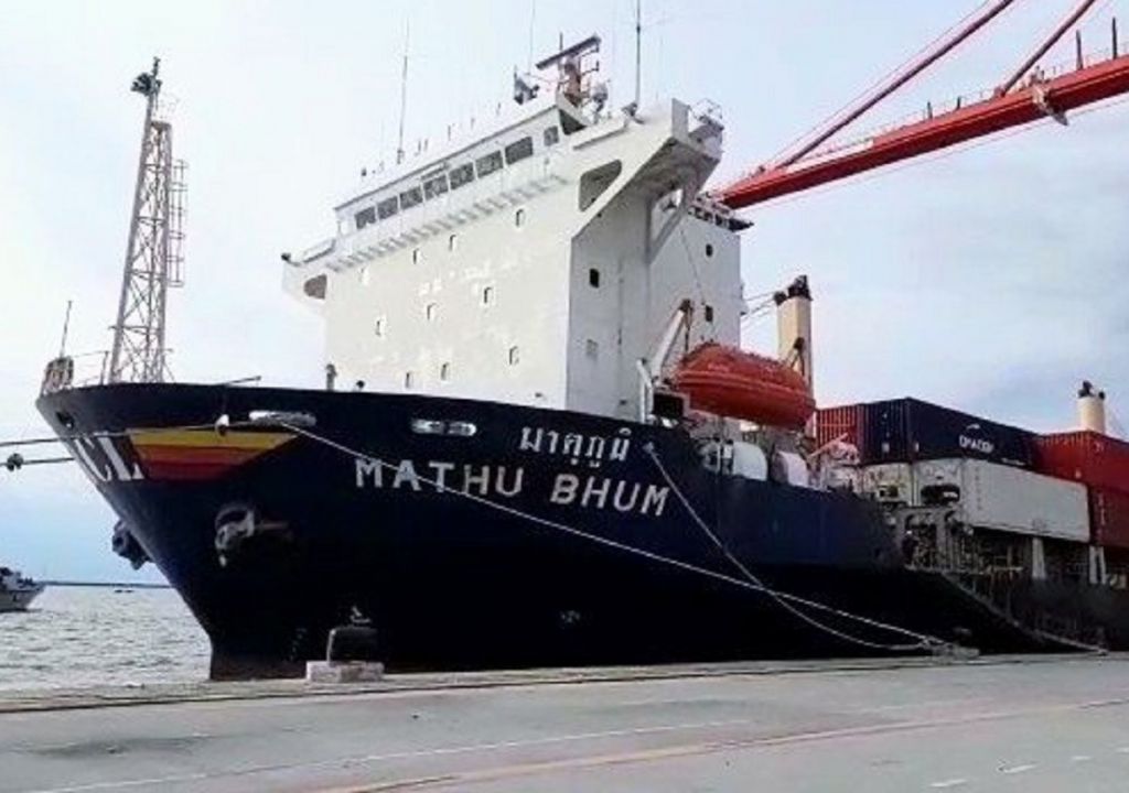 TNI AL Tangkap Kapal Penyelundup Minyak Goreng di Belawan - GenPI.co SUMUT