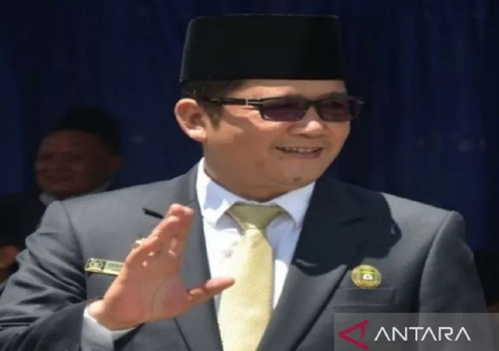 Ketua DPRD Madina Tegas, Tak Kerja, Izin Dicabut - GenPI.co SUMUT