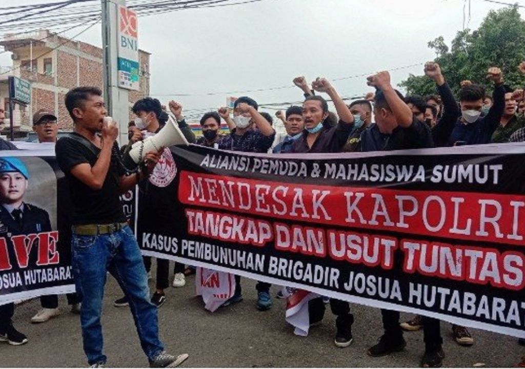 Mahasiswa Demo Polda Sumut, Tuntut Kasus Brigadir J Tuntas - GenPI.co SUMUT