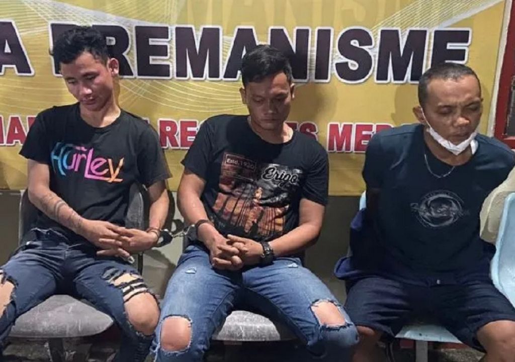 Tangkap 3 Pria, Polisi di Medan Temukan Uang Asing - GenPI.co SUMUT