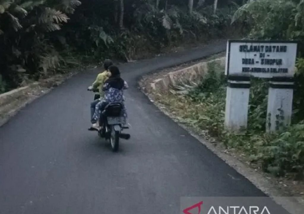 Akhirnya Jalan 3 Desa di Angkola Selatan Dihotmix - GenPI.co SUMUT