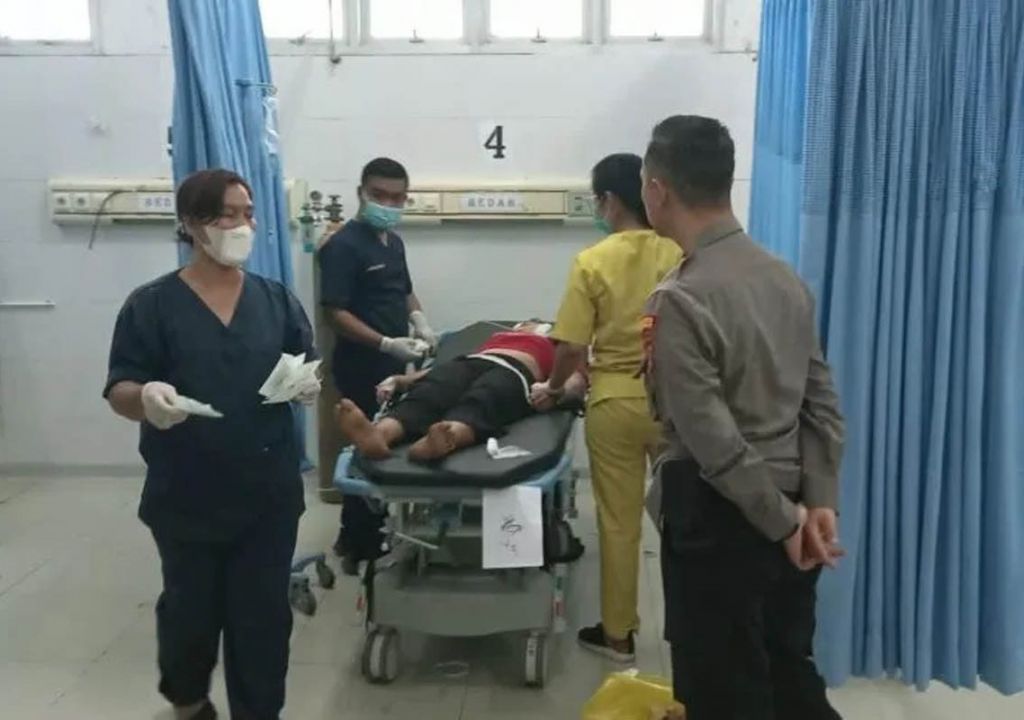 Bus Kecelakaan Masuk Jurang di Samosir, 2 Meninggal, 9 Kritis - GenPI.co SUMUT