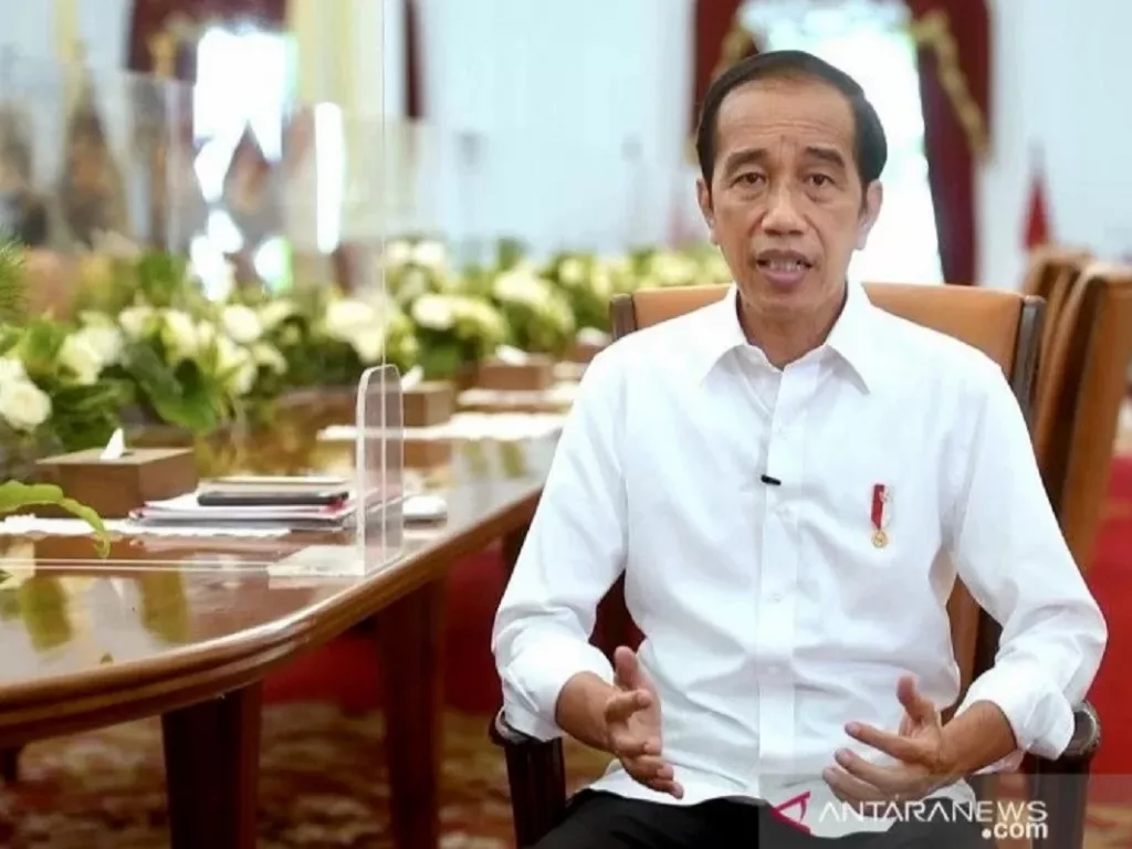Jokowi Bongkar Sektor Jasa Keuangan: Bisa Merugikan Masyarakat - GenPI.co JATIM