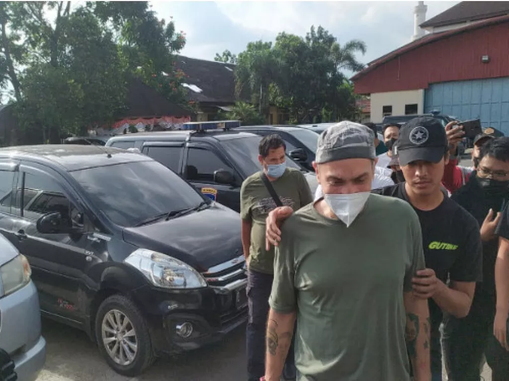 Positif Narkoba, Gary Iskak Ditangkap Polisi Saat Sedang Begini - GenPI.co NTB