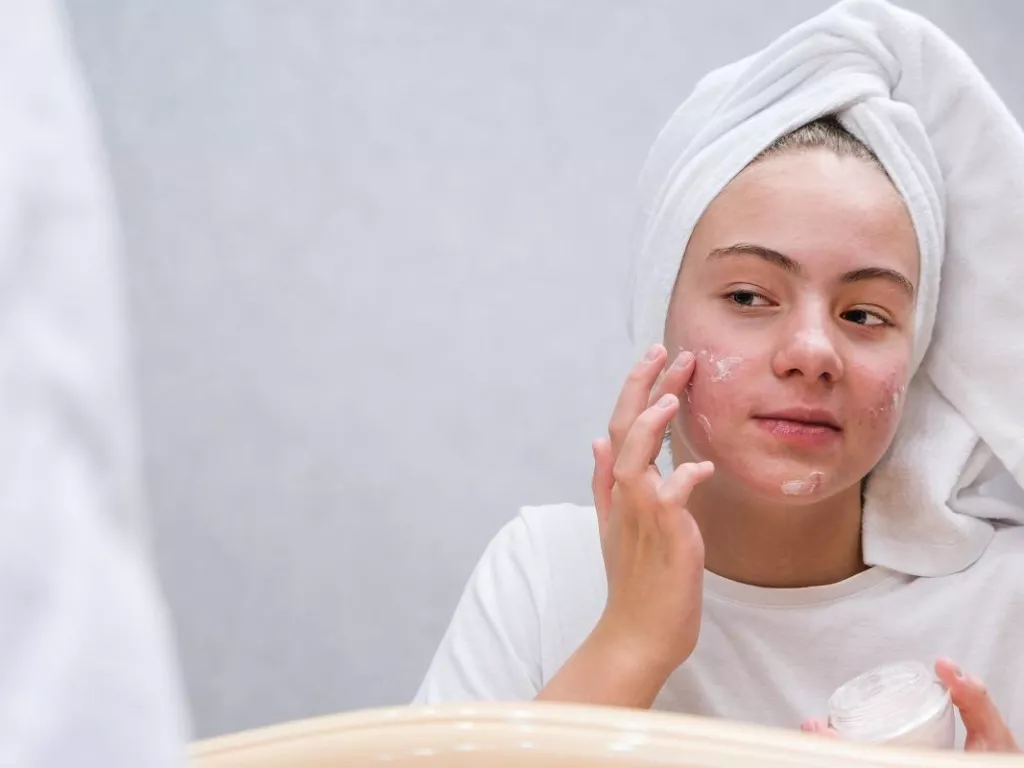 Perempuan Indonesia Pilih Pelembab Jadi Skincare Andalan, Kata Survei - GenPI.co SUMSEL
