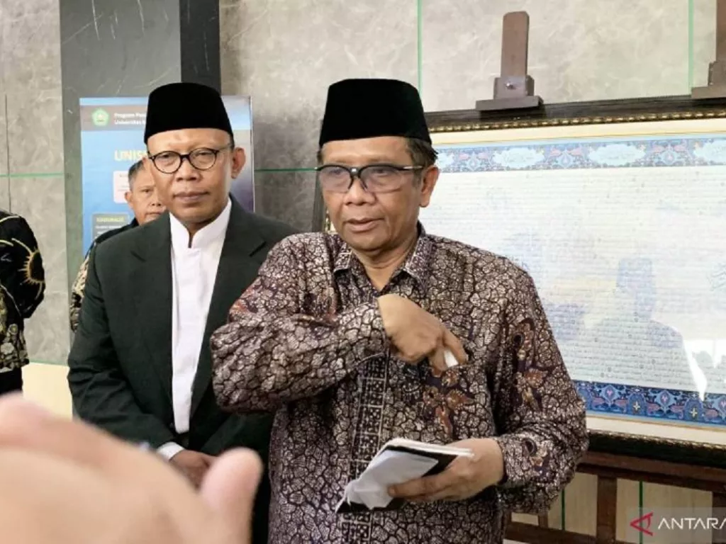 Mahfud MD Rugi Karena Jadi Pembantu Jokowi, Kata Pengamat - GenPI.co SULSEL