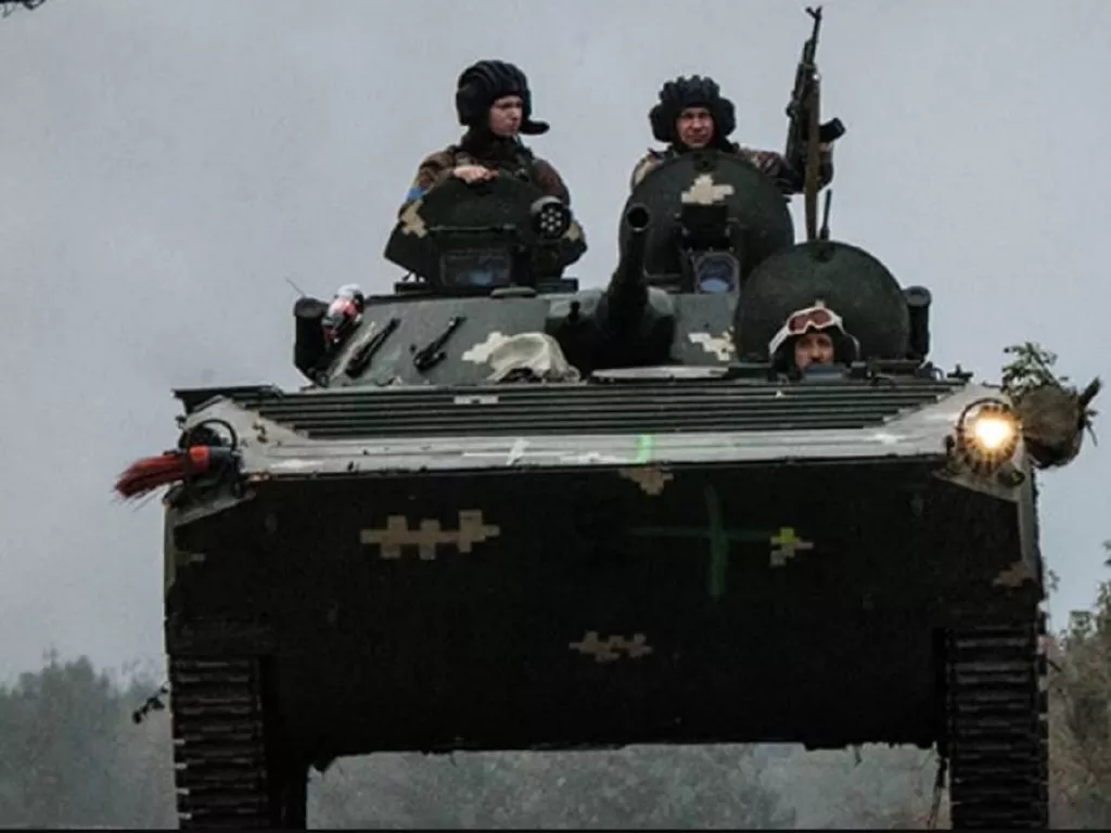 Mantan Presiden Ukraina: Penundaan Bantuan Militer AS Adalah Buang-buang Waktu - GenPI.co RIAU