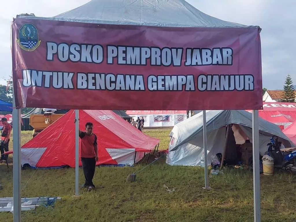 Responsif Layani Pengungsi Gempa Cianjur, Jabar Bentuk Narahubung di Tiap Desa - GenPI.co SULSEL