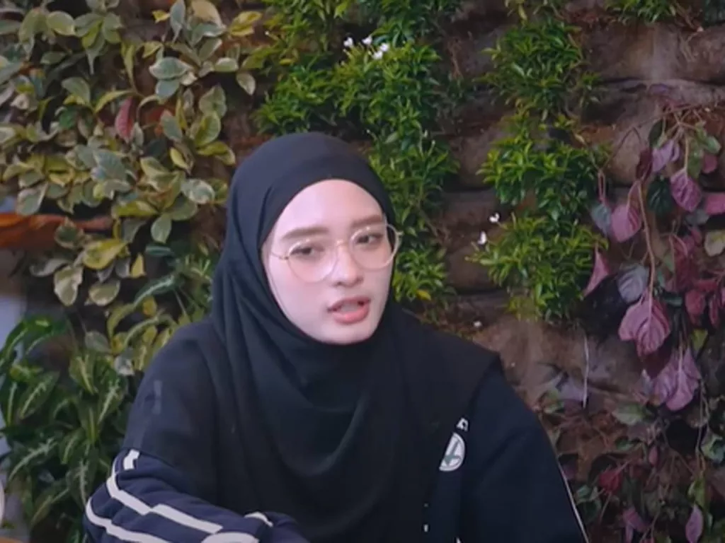 Izinkan Virgoun Poligami, Inara Rusli: Mungkin Nggak Puas Sama Aku - GenPI.co SULTRA