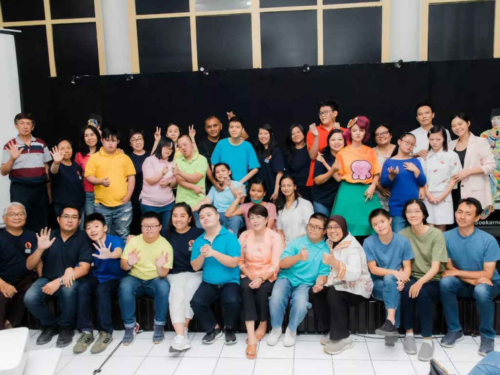 11 Anak Spesial Warnai Peluncuran Buku Konser Musik di Bandung - GenPI.co SUMSEL