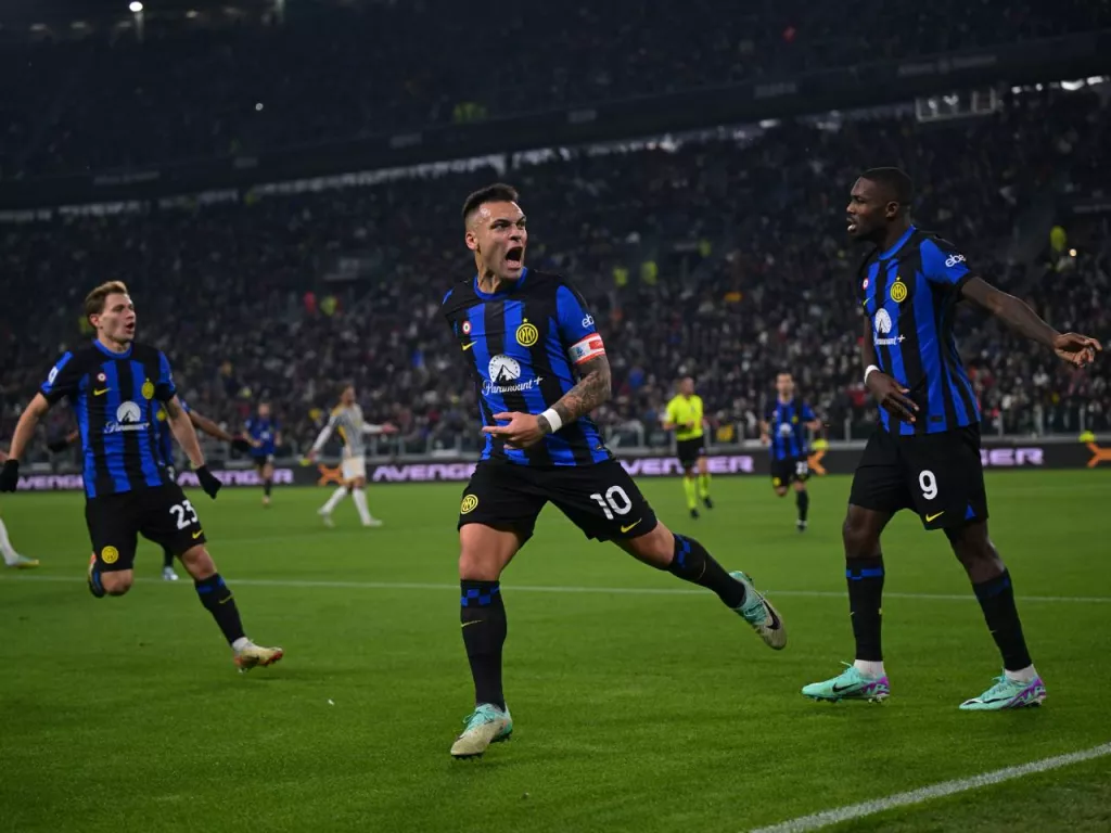 Link Live Streaming Serie A Italia: Napoli vs Inter Milan - GenPI.co RIAU