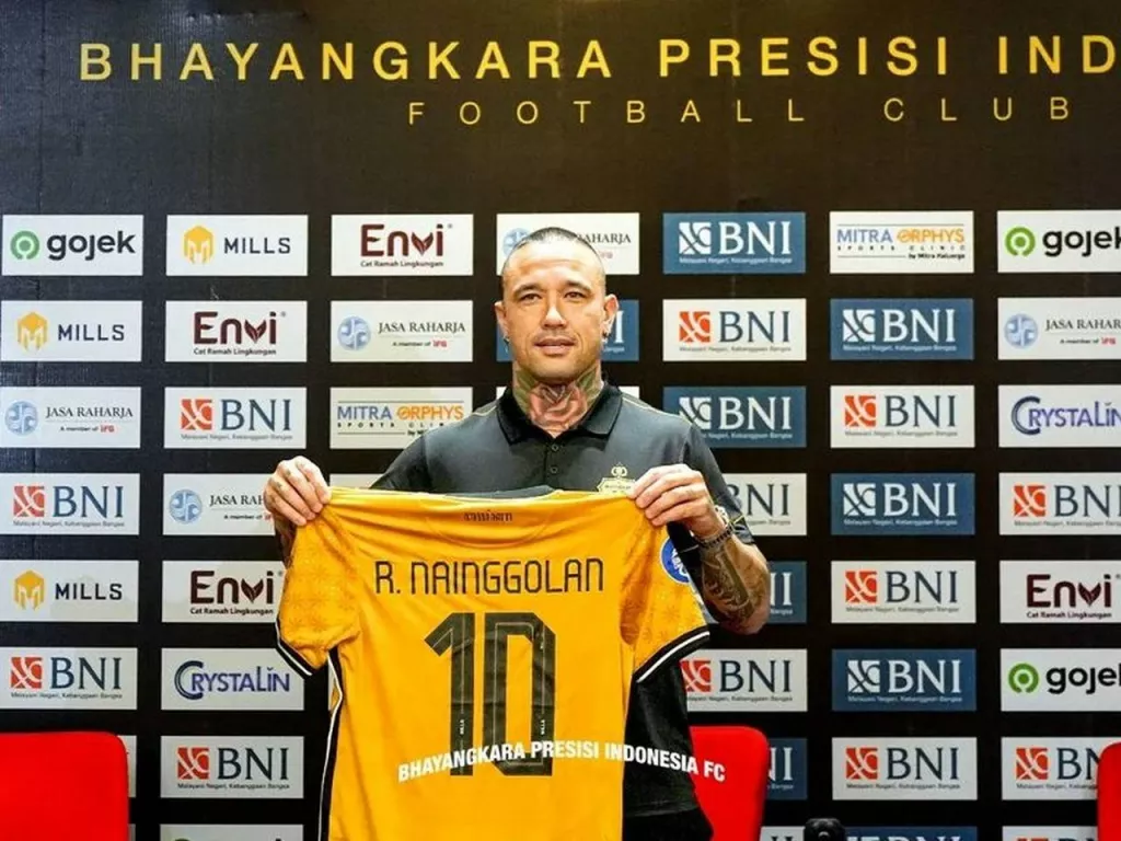 Liga 1: Alasan Radja Nainggolan Mudah Pilih Bhayangkara FC - GenPI.co SULTRA