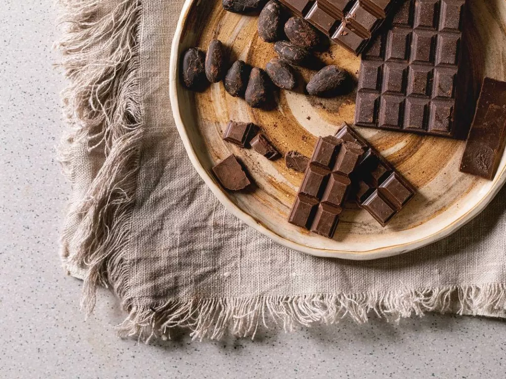 Cara Cerdas Menikmati Cokelat Hitam, Jangan Asal Makan - GenPI.co NTB