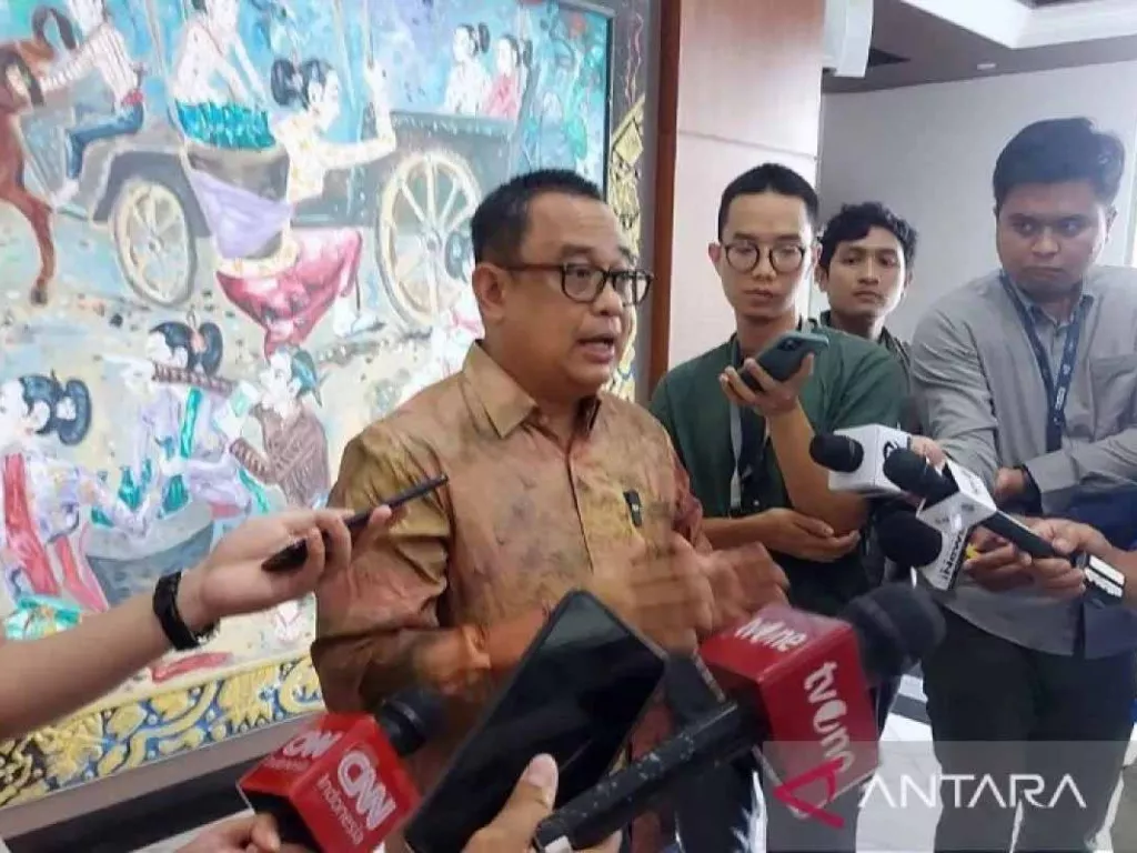 Jokowi Kaji Nama Calon Pansel KPK, Ari Dwipayana: Diumumkan Bulan Ini - GenPI.co SUMUT
