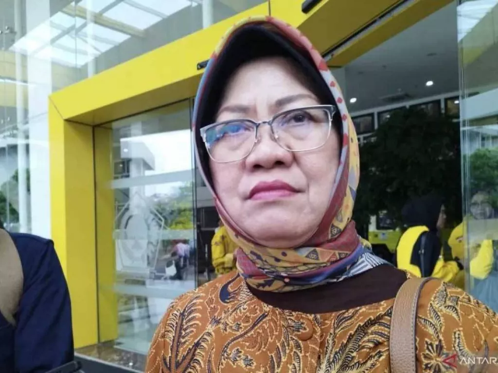 Siti Zuhro: Prabowo Subianto Akan Rangkul Parpol Lain, Termasuk PDIP - GenPI.co RIAU