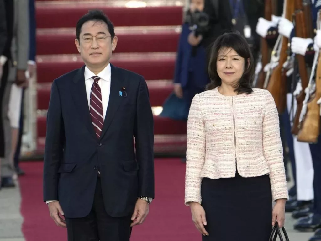 Perdana Menteri Jepang Perkenalkan Kerangka Kerja untuk Regulasi Global AI Generatif - GenPI.co SULTRA