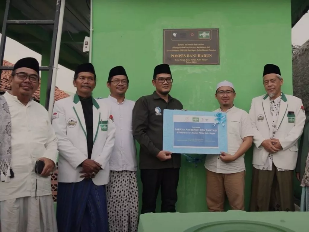 Manuver Mulia Danone Indonesia untuk Bantu Warga Pesantren di Jabar - GenPI.co SUMSEL