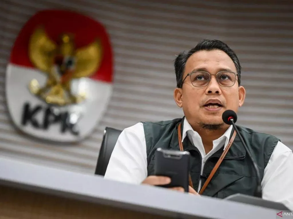 15 ASN Diperiksa KPK Terkait Kasus Korupsi Bupati Sidoarjo Ahmad Muhdlor Ali - GenPI.co SULTRA