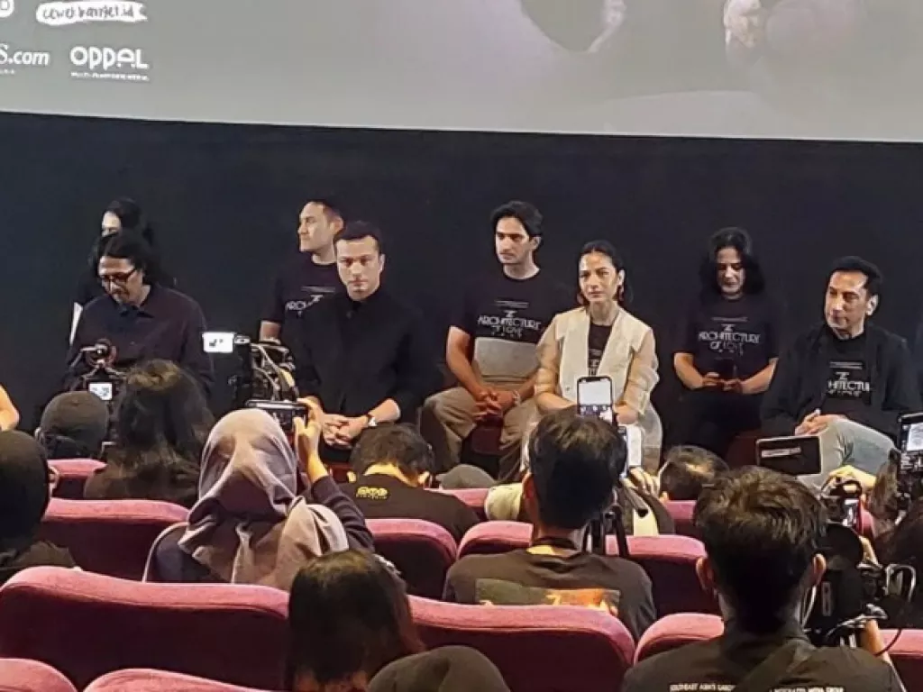 Syuting Film TAOL, Nicholas Saputra Rasakan Pengalaman Unik - GenPI.co SULTRA