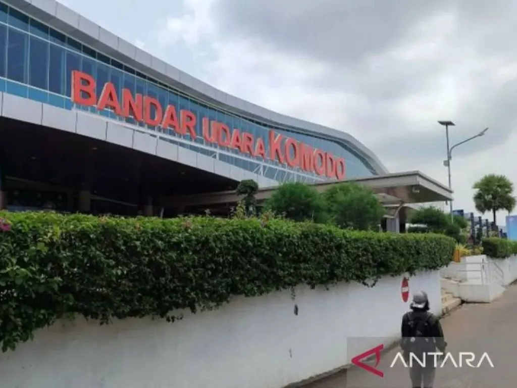 Bandara Komodo Labuan Bajo Jadi Bandara Internasional, Target 1 Juta Penumpang - GenPI.co SUMSEL
