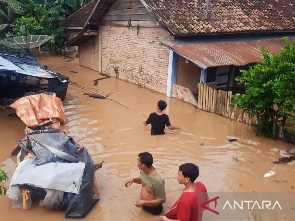 Astaga! 1.500 Rumah Warga di OKU Sumatra Selatan Terendam Banjir, Ketinggian hingga 2 Meter - GenPI.co RIAU