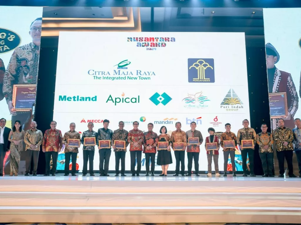 Dihadiri Menkum HAM Yasonna Laoly, MNI Gelar Penghargaan Nusantara Awards 2024 - GenPI.co RIAU