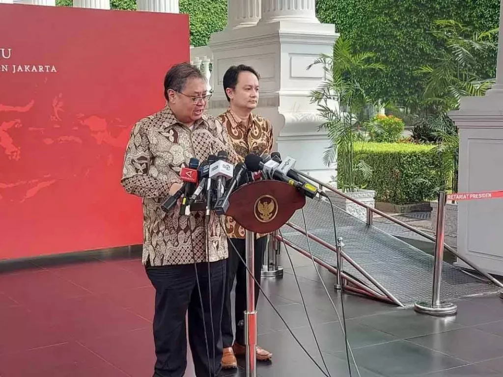 Airlangga Hartarto: Golkar Akan Bicara dengan Khofifah soal Pilkada Jawa Timur - GenPI.co RIAU