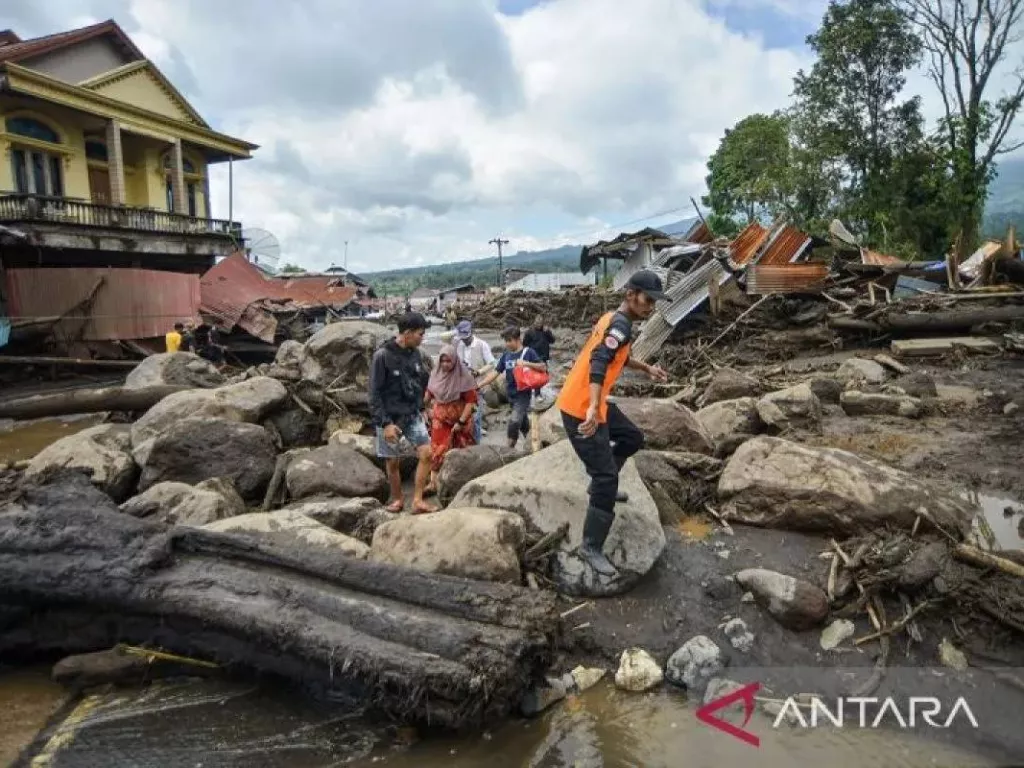 Cegah Banjir Lahar Dingin Susulan, BNPB Susun Peta Rawan Bencana di Sumbar - GenPI.co NTB