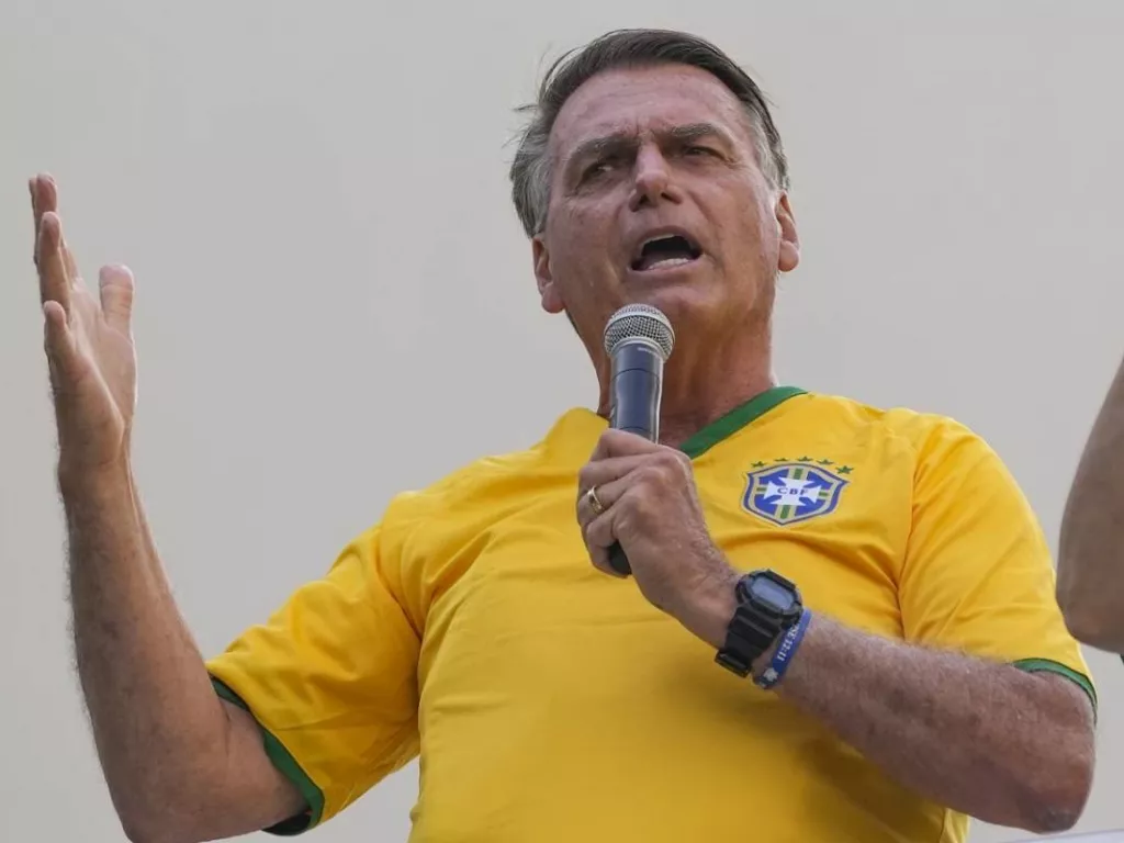 Mantan Presiden Brasil Didakwa Atas Dugaan Pencucian Uang untuk Berlian - GenPI.co SULTRA
