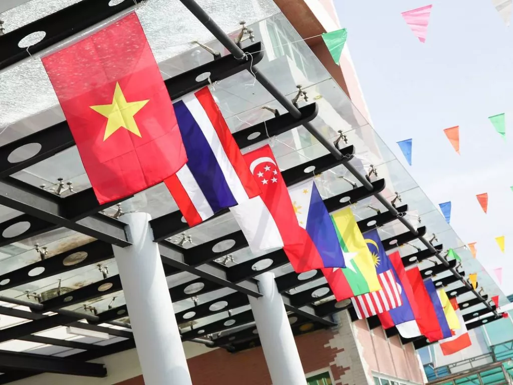 Tarif AS Ancam Ekonomi ASEAN, Malaysia Serukan Soliditas Kawasan - GenPI.co NTB