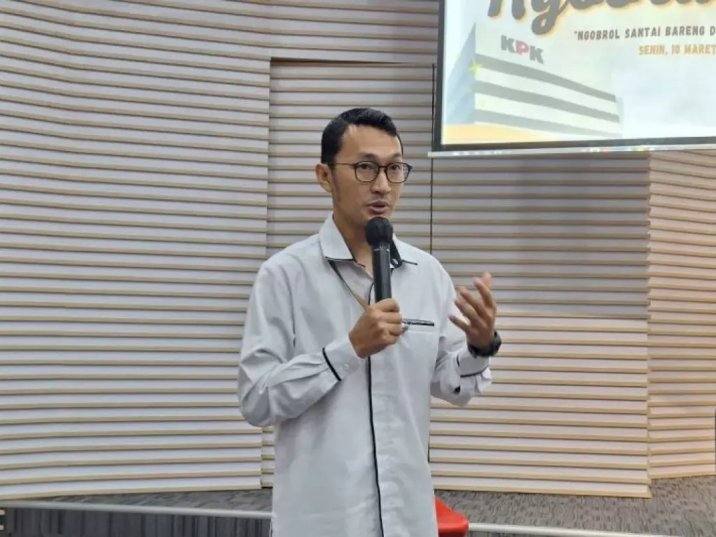 KPK Periksa Pejabat Situbondo, Selidiki Peran dalam Korupsi Dana PEN - GenPI.co SULTRA