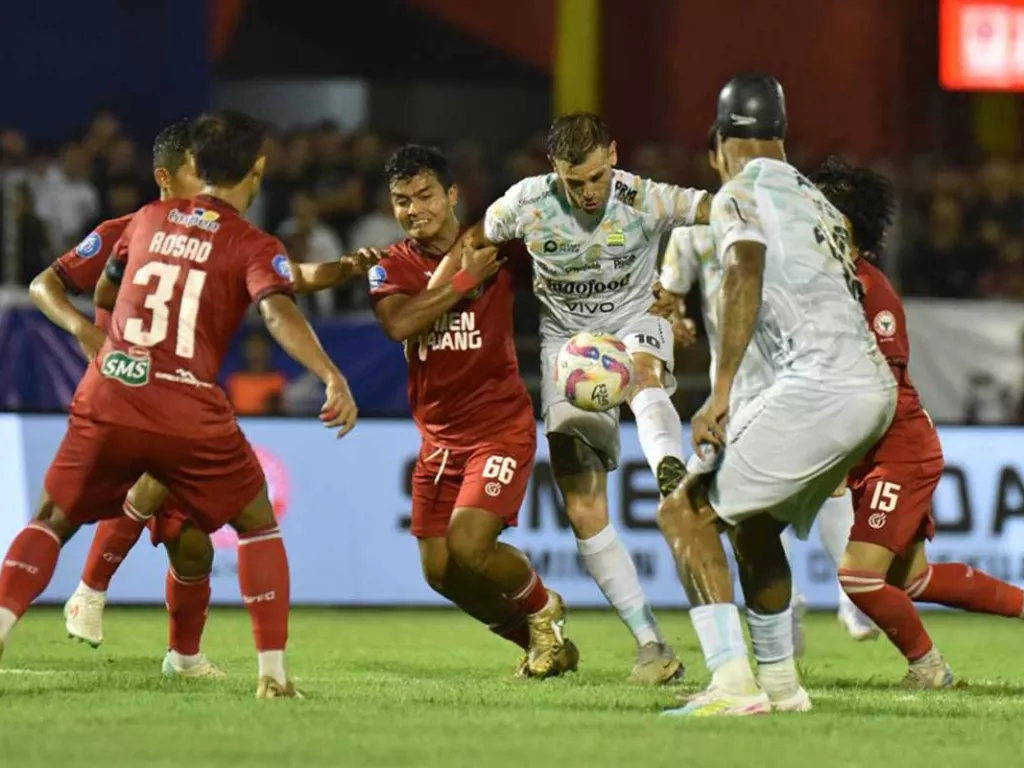 Persib Bandung Ogah Bersantai di 7 Laga Sisa Liga 1 Musim Ini - GenPI.co SULSEL