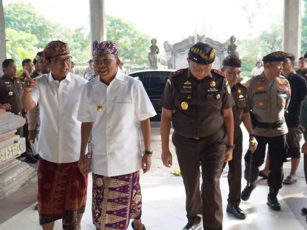 Bali Tolak Kehadiran Ormas Meresahkan, Wayan Koster: Tak Bisa Dibiarkan - GenPI.co NTB