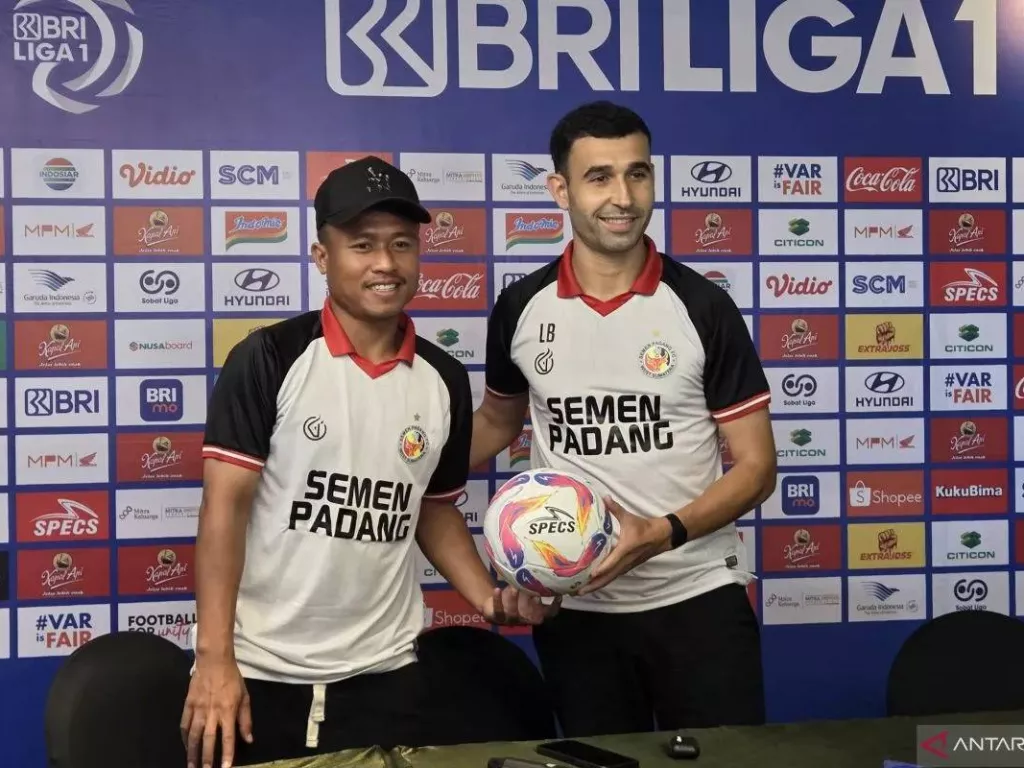 Misi Lolos Degradasi, Semen Padang Tak Gentar Hadapi Persebaya Surabaya - GenPI.co NTB