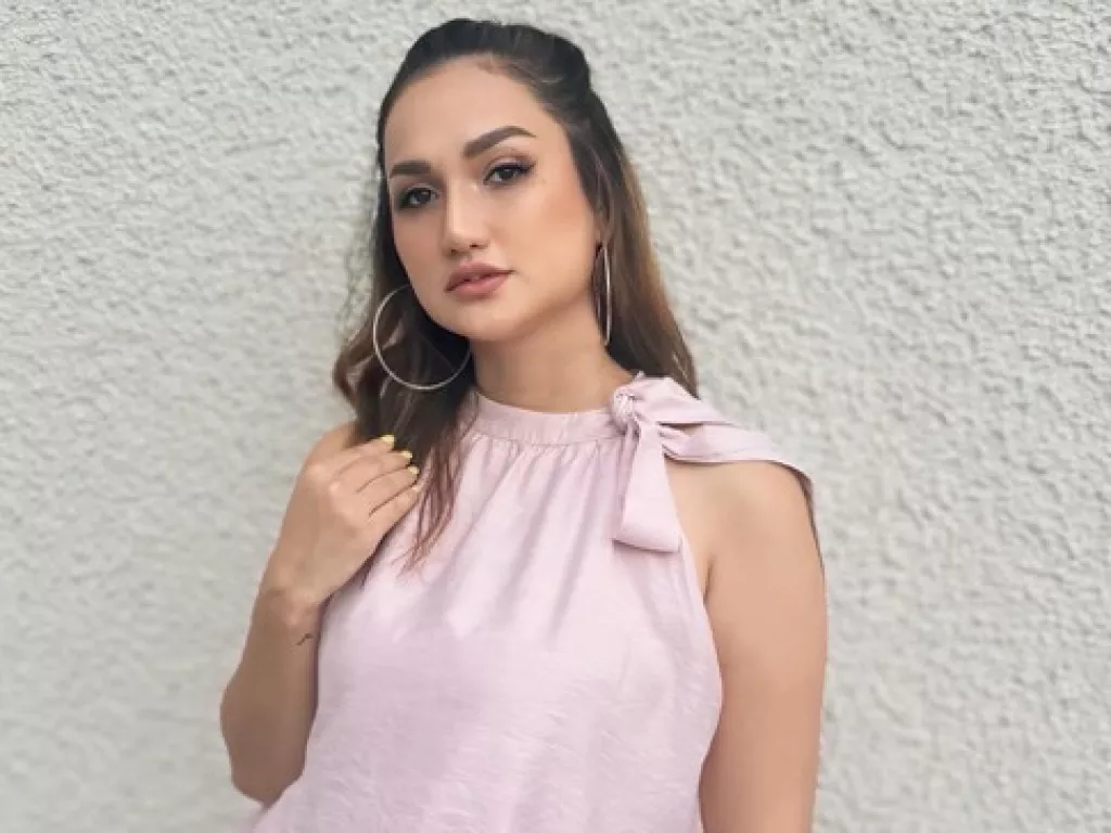 Andrew Andika Punya Pacar, Tengku Dewi Putri: Alhamdulillah - GenPI.co RIAU