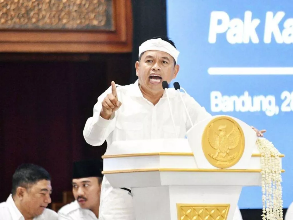 Dedi Mulyadi Bakal Kirim Orang Dewasa ke Barak, Dididik Semi Militer - GenPI.co NTB