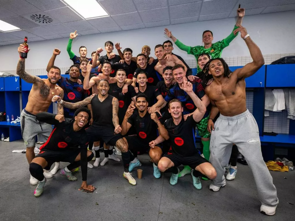 Juara LaLiga Spanyol 2024/25, Barcelona Dapat Hadiah Lebih dari Rp 1 Triliun - GenPI.co SULTRA