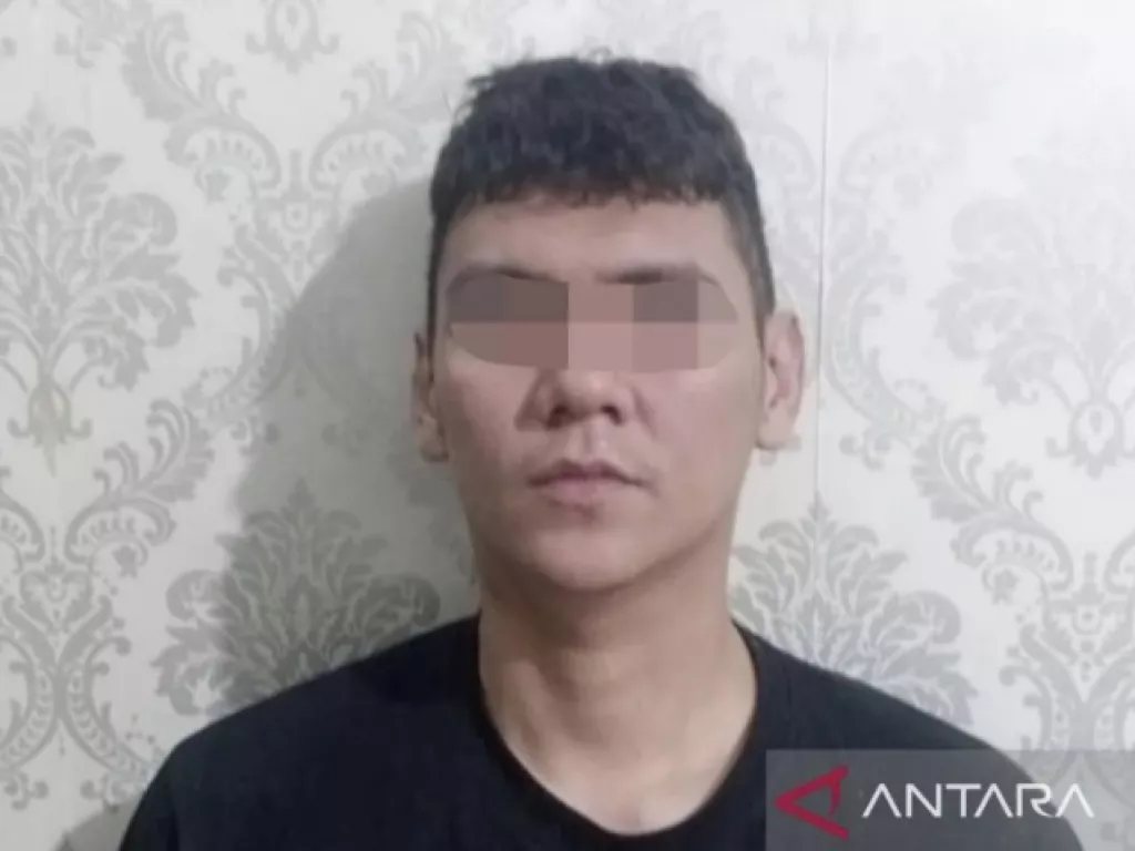 Artis Sinetron Hubungan Sesama Jenis, Video Syurnya Ada 6 - GenPI.co SULSEL
