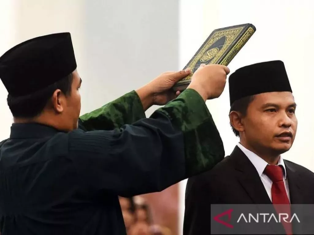 Eks Sekjen MPR Jadi Tersangka Kasus Gratifikasi, Diduga Terima Gratifikasi Rp17 M - GenPI.co SUMSEL