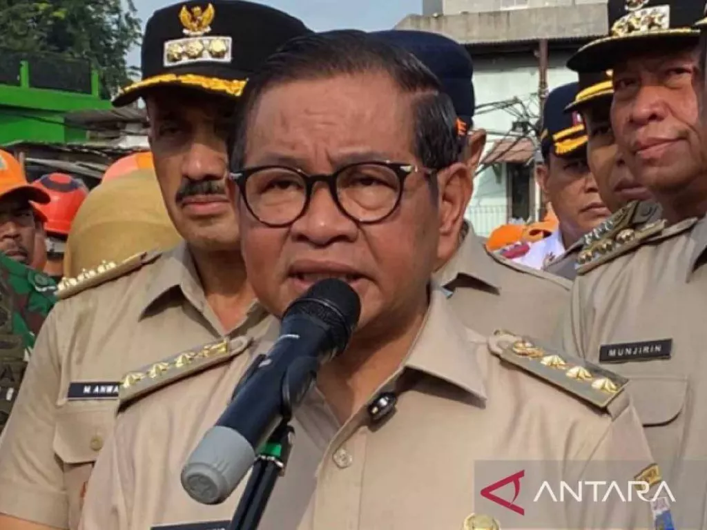 Pramono Anung Minta Maaf Seusai Warganya Terdampak Banjir Berhari-hari - GenPI.co NTB