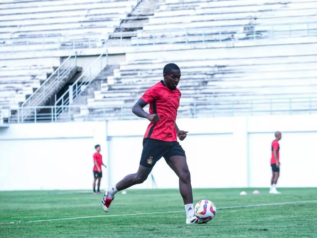 Persik Kediri Rekrut Striker Prancis Sylvain Atieda, Cetak 27 Gol Musim Lalu - GenPI.co SUMSEL