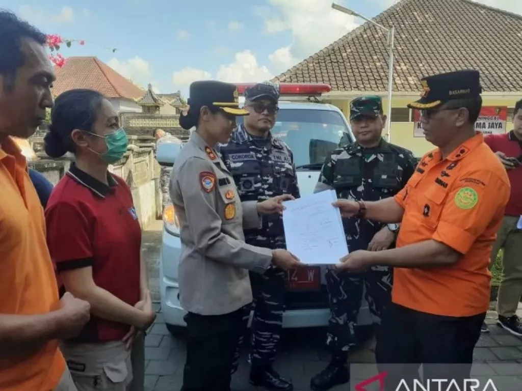 Basarnas Perpanjang Pencarian Korban KMP Tunu Pratama Jaya - GenPI.co SUMUT