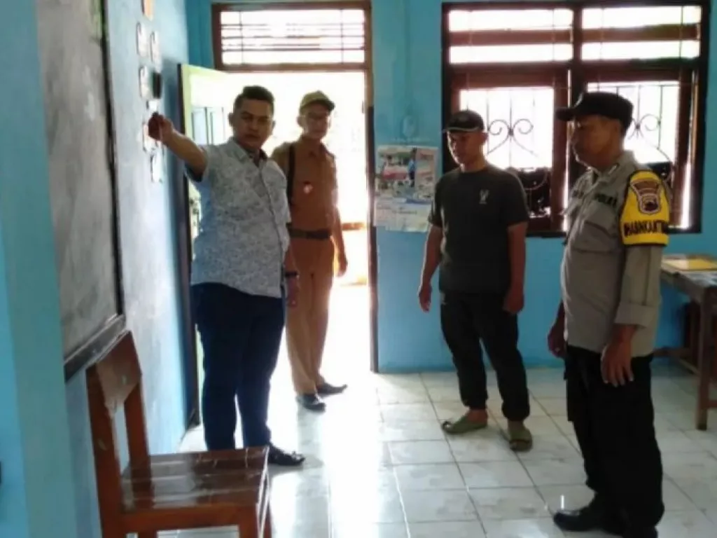 Miris! Guru di Demak Dibacok Siswanya, Ini Penyebabnya - GenPI.co SUMUT