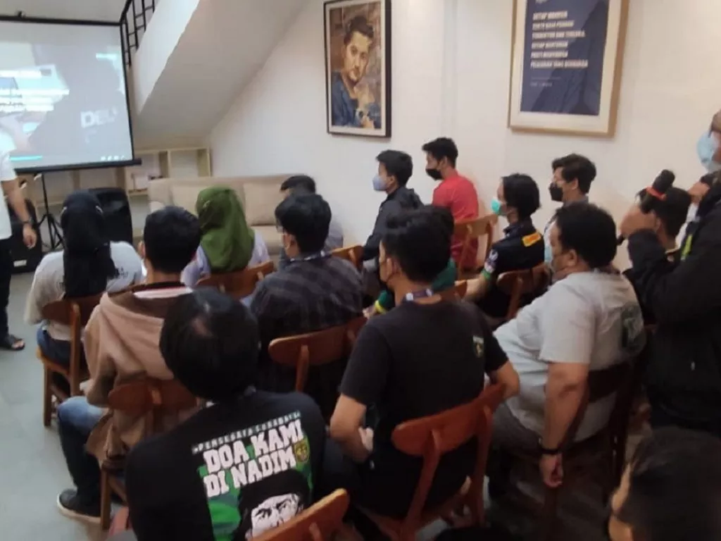 Crazy Rich Surabaya Bagikan Trik Berbisnis Cuma-Cuma ke Suporter - GenPI.co